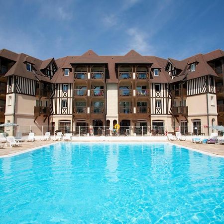 Pierre & Vacances La Residence Du Golf โดวีลล์ ภายนอก รูปภาพ