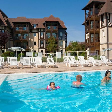 Pierre & Vacances La Residence Du Golf โดวีลล์ ภายนอก รูปภาพ