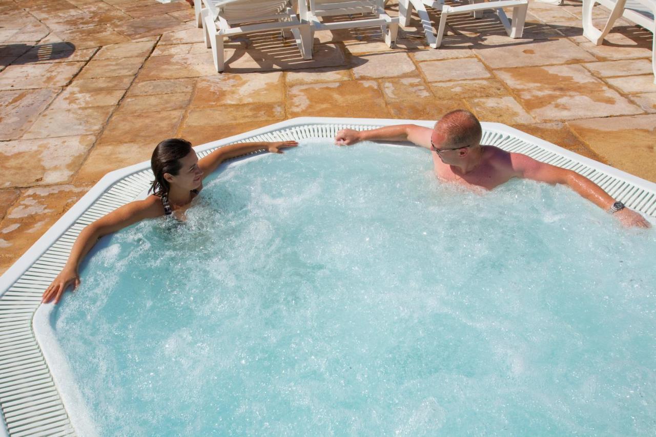 Pierre & Vacances La Residence Du Golf โดวีลล์ ภายนอก รูปภาพ