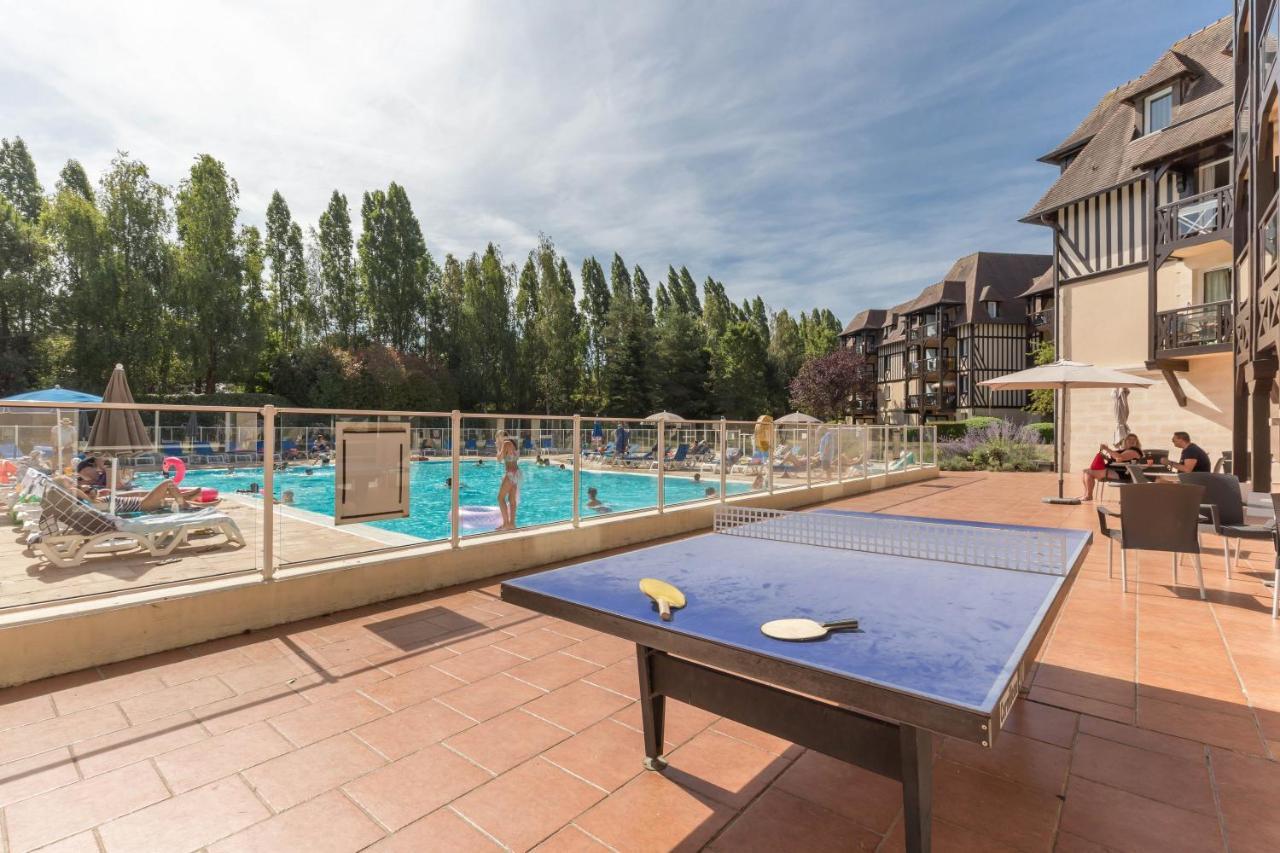 Pierre & Vacances La Residence Du Golf โดวีลล์ ภายนอก รูปภาพ